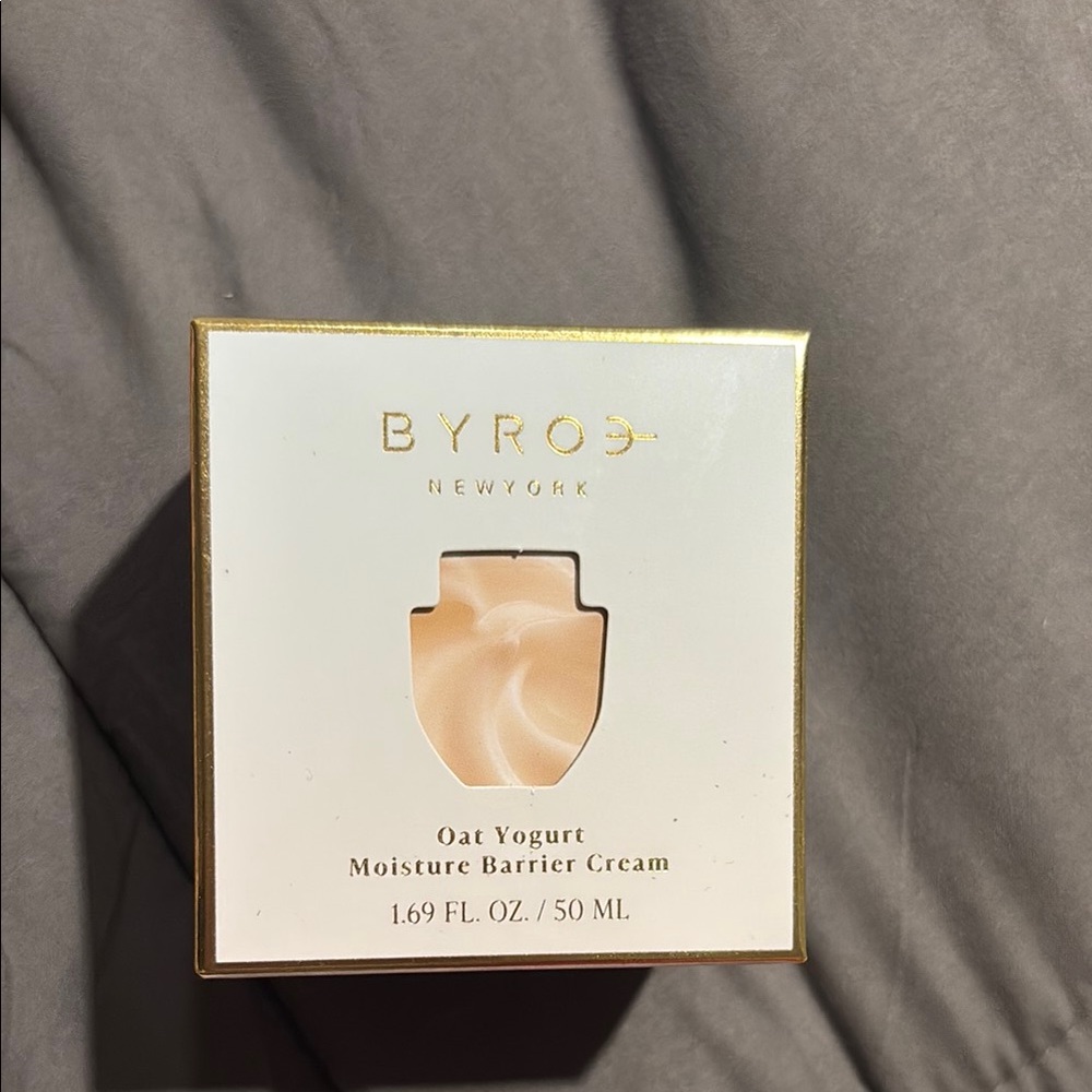 BYROE Oat Yogurt Moisture Barrier Cream